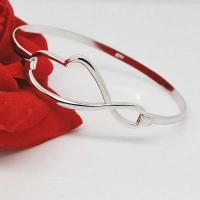 925泰银饰品网店代理指南 抓住珠宝首饰电商机遇